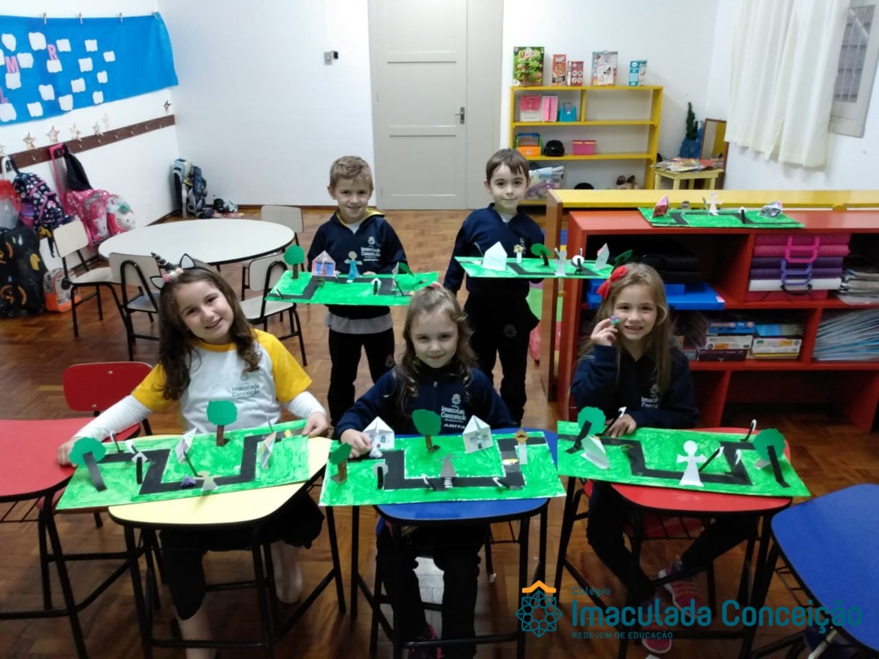 Educação Infantil – Brincando e aprendendo sobre o Trânsito