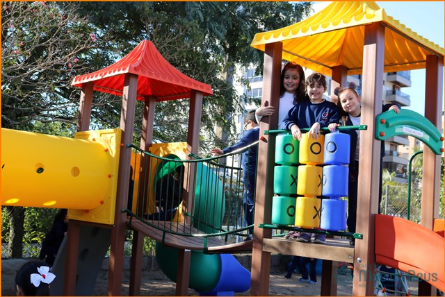 Novo brinquedo e muita diversão!