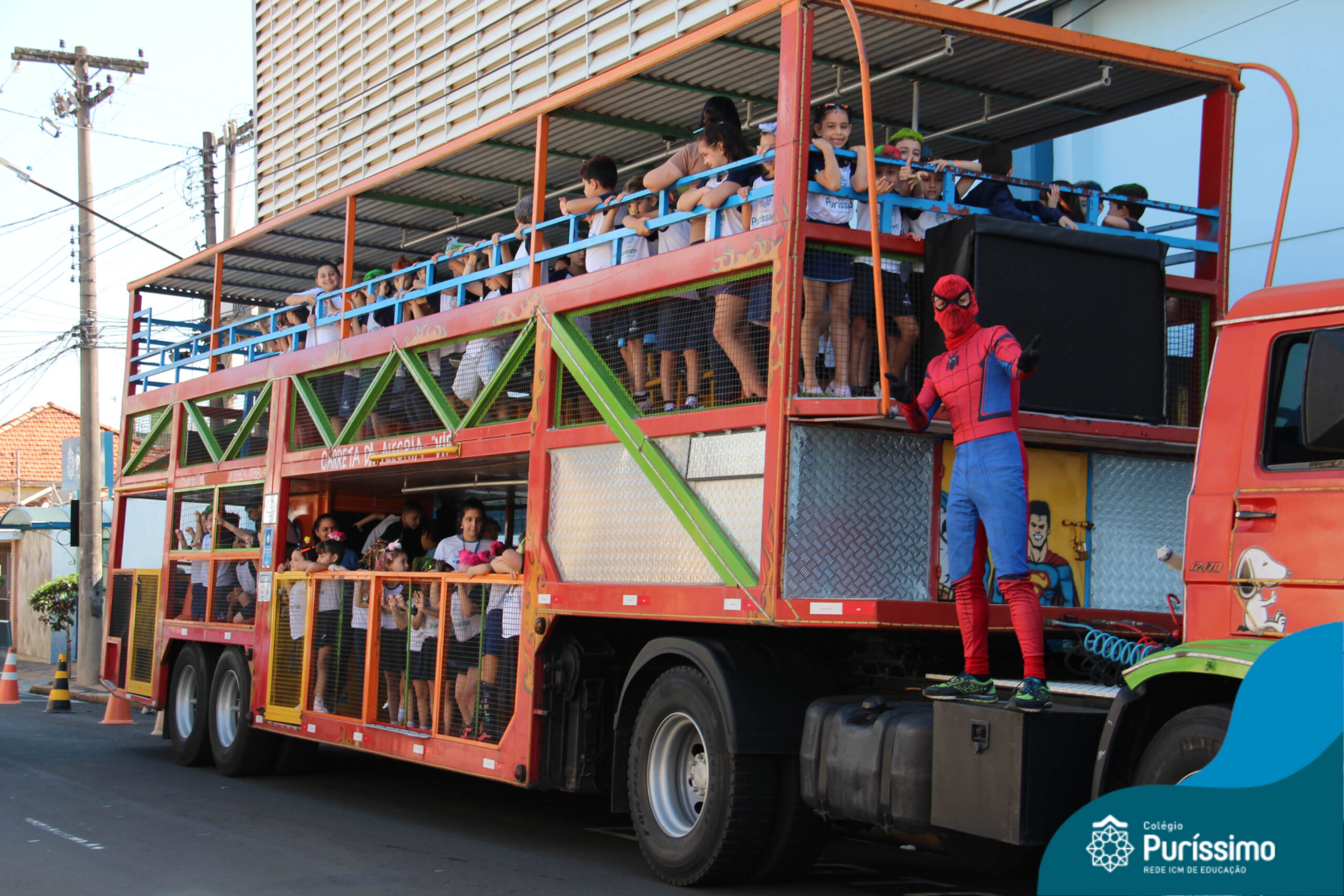 Semana das Crianças – Carreta da Alegria – Colégio Puríssimo Coração de  Maria